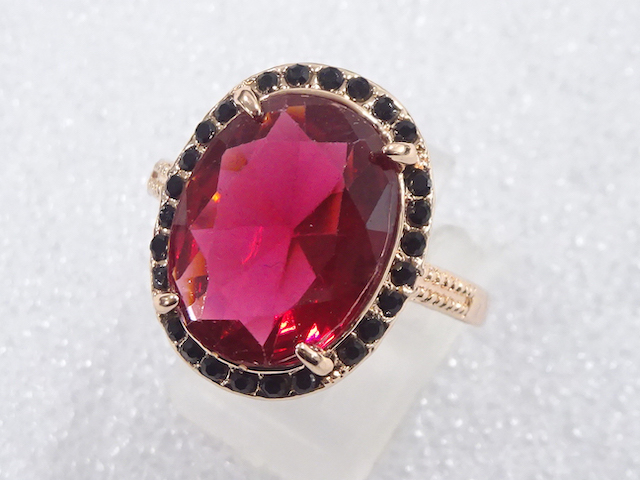 JAPANESE KIMONO / ANTIQUE COLORED STONE RING (SIZE 22)